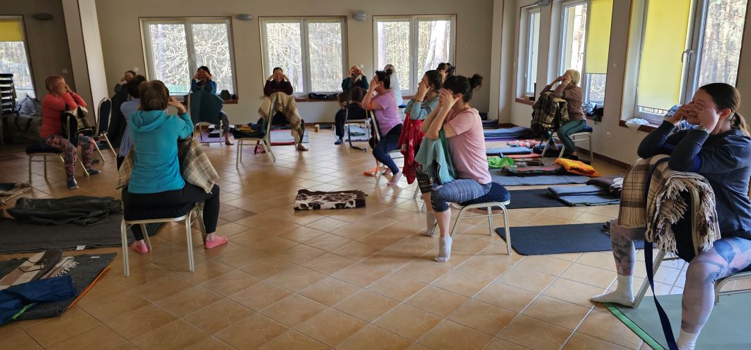 Detoks sokami z jogą 2026 - obrazek 6